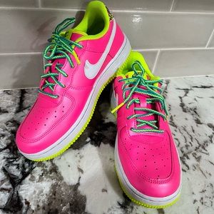 Girls AIRFORCE 1       Size 2.5Youth
